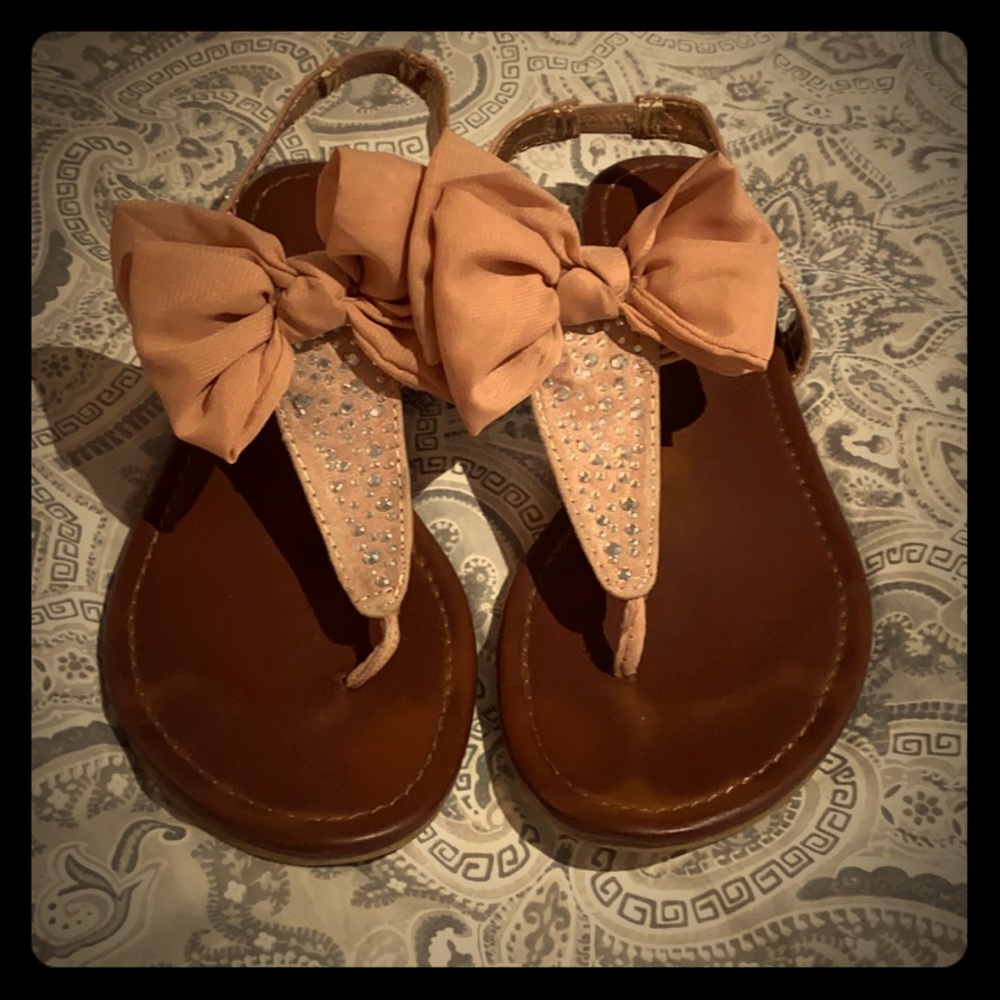Super cute, previously loved, sparkly sandals